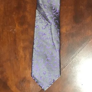 APT 9 Tie